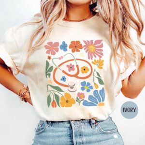 BOHO Groovy Nurse Shirt, Floral Retro Nurse Tshirt, Vintage Floral Stethoscope Rn Tee, Nurse Appreciation Shirt Gift